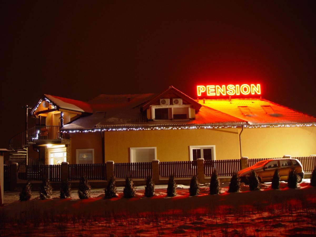 Penzion Rozkos Prŭhonice Exterior photo